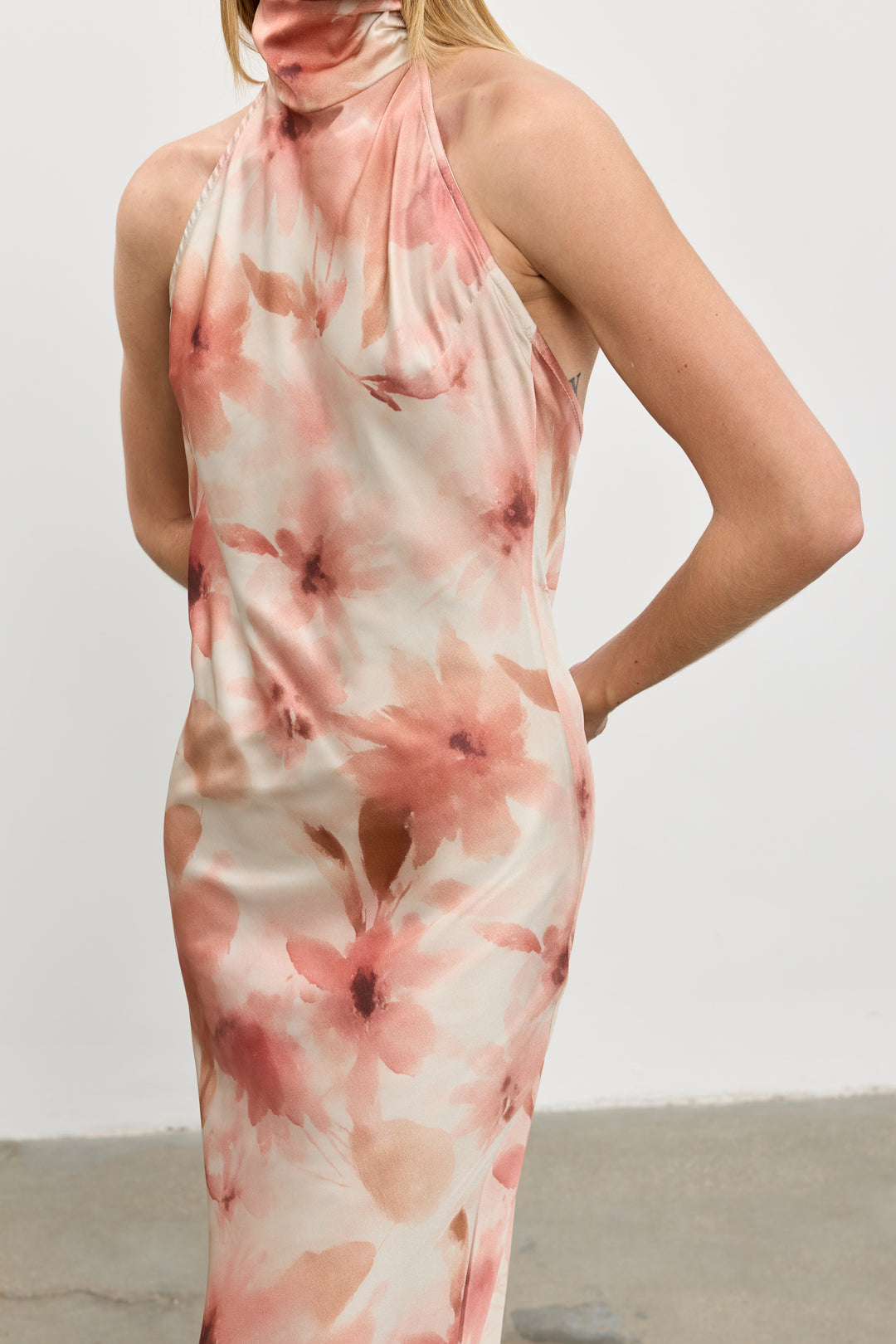 Clara evening dress | Pink Flowers