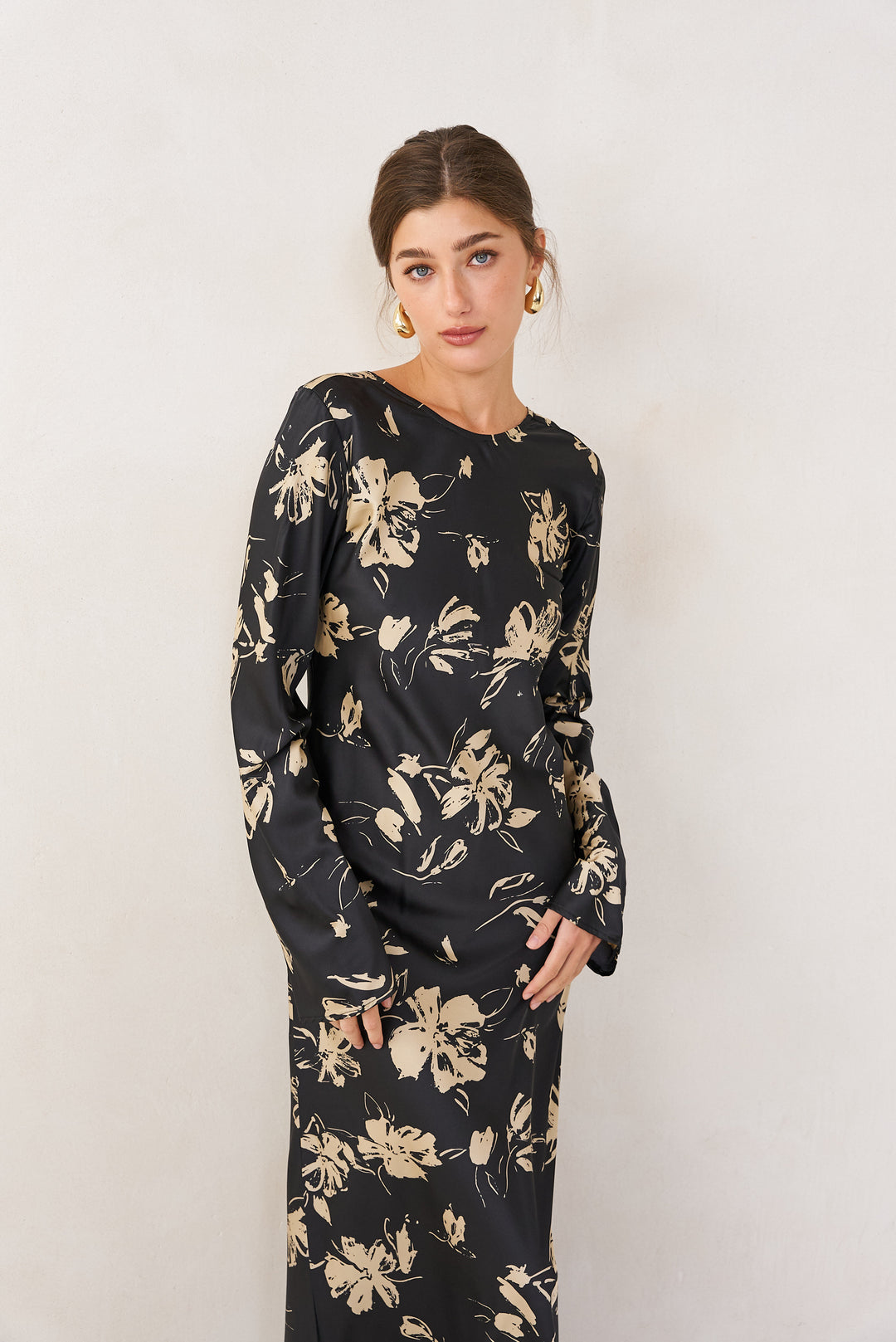 Tiya dress | Black flowers