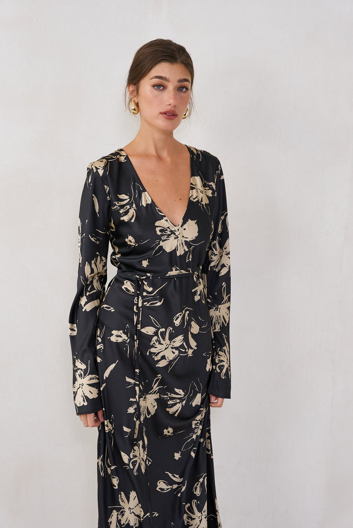 Tiya dress | Black flowers