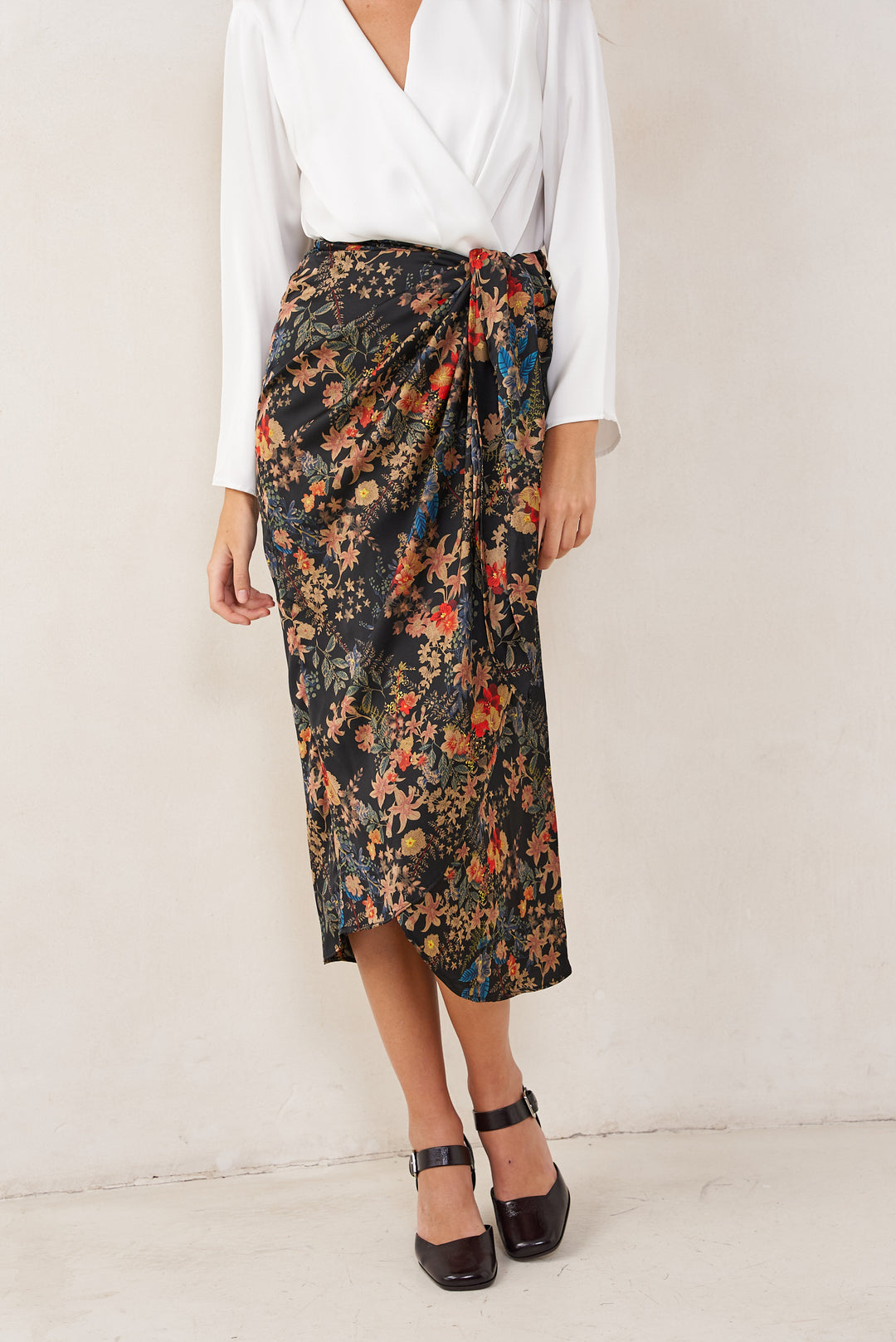 Kamilia wrap skirt | Colorful Flowers