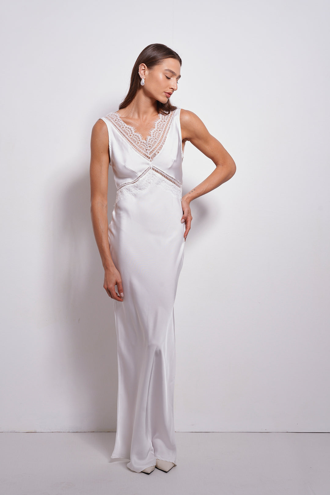 Alexia Lace Evening Dress | White