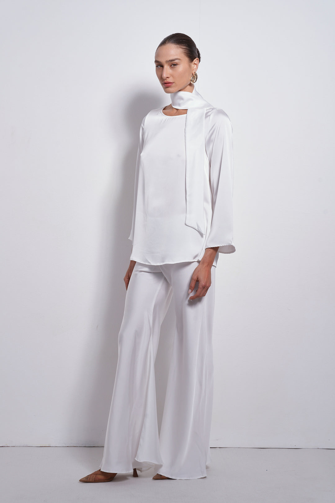 Mila Satin top | White