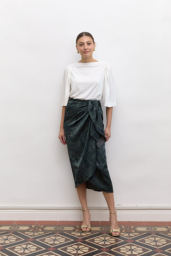 Kamilia wrap skirt | Dark Blue Print