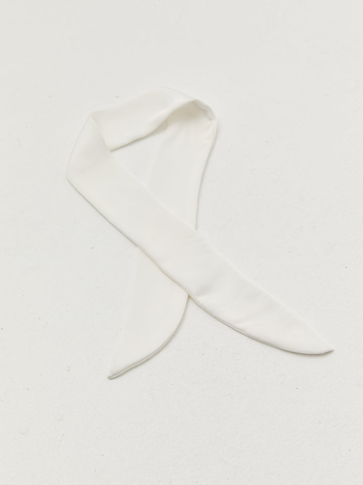 Neck cloth | White