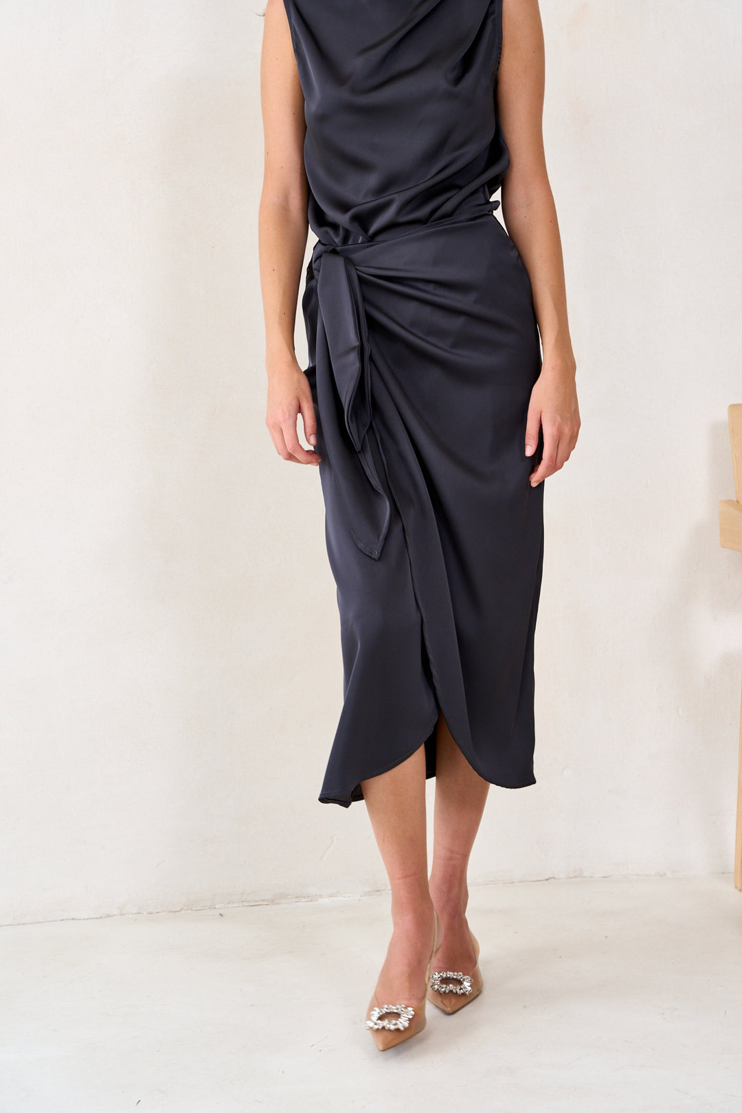 Kamilia wrap skirt | Dark grey