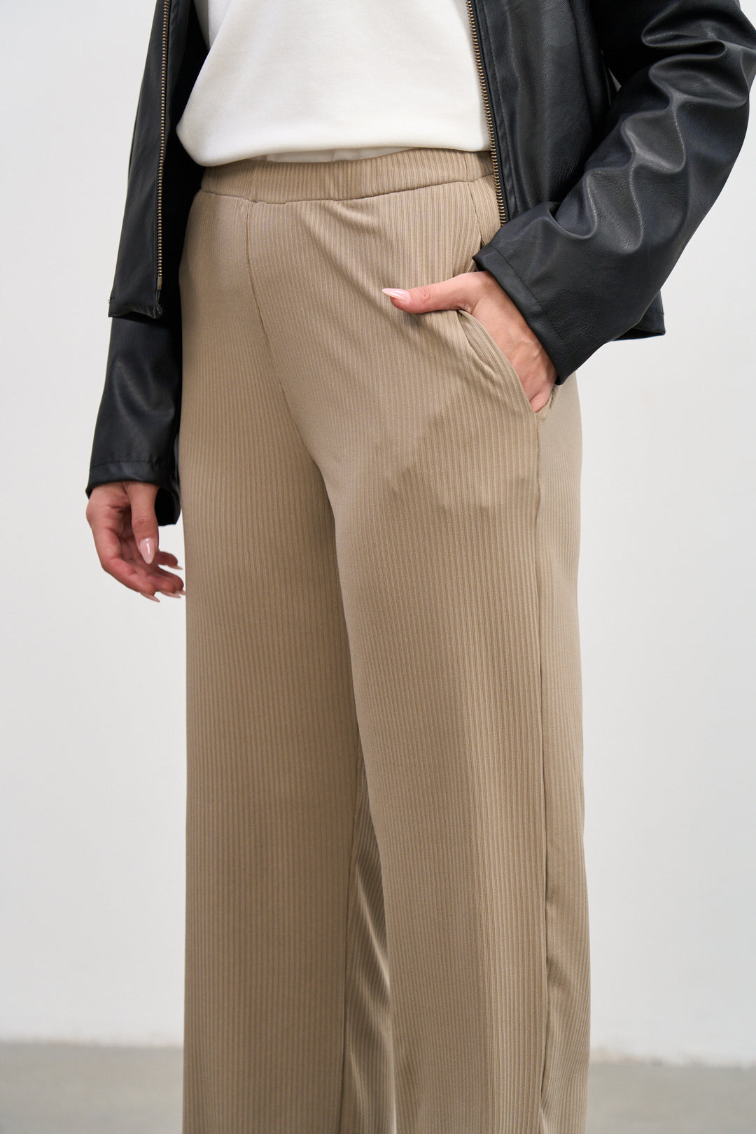 Moon Rib Pants | Beige