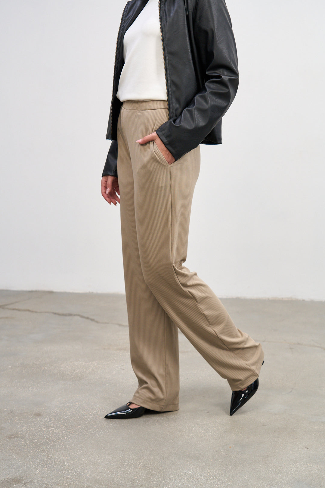 Moon Rib Pants | Beige